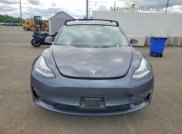 5YJ3E1EB6KF453199 2019 TESLA MODEL Gray Դիմացի տեսք