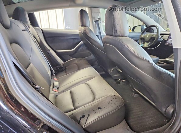 5YJ3E1EB6MF869496 2021 TESLA MODEL Black Widok tylnych siedzeń