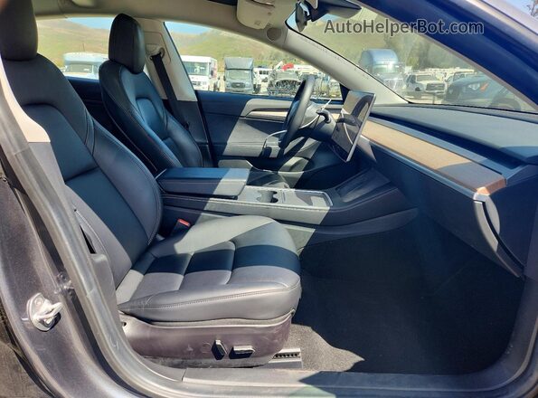 5YJ3E1EB6NF166515 2022 TESLA MODEL Gray Widok wnętrza z przodu
