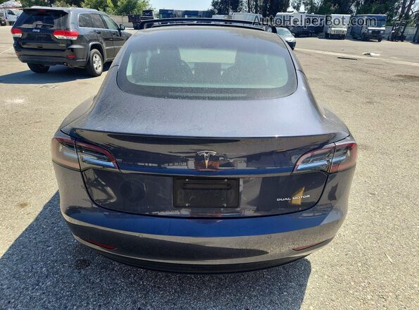 5YJ3E1EB6NF166515 2022 TESLA MODEL Gray Widok z tyłu