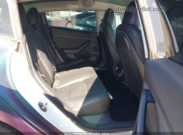 5YJ3E1EB6NF352393 2022 TESLA MODEL 3 Фиолетовый Вид наклейки с VIN-кодом