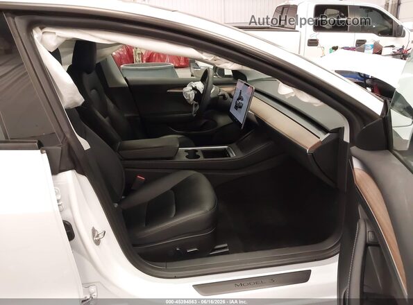 5YJ3E1EB6NF365600 2022 TESLA MODEL 3 Белый Вид салона спереди