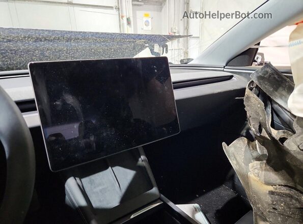 5YJ3E1EB6SF020563 2025 TESLA MODEL Blue Вид щитка приладів