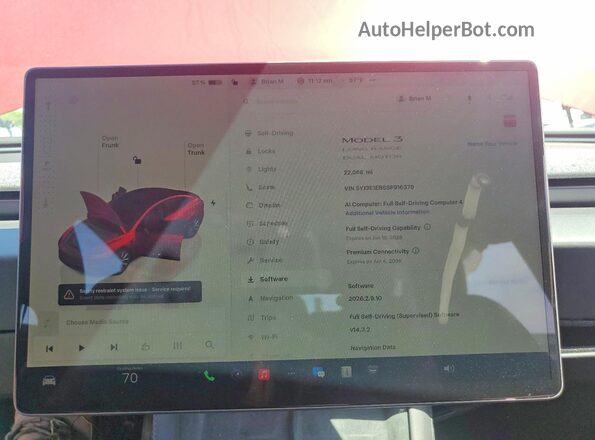 5YJ3E1EB6SF916376 2025 TESLA MODEL Red Vista del cuadro de instrumentos