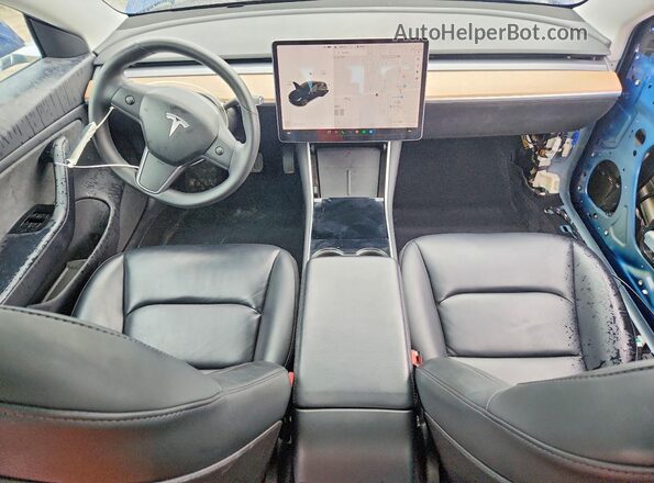 5YJ3E1EB7LF546878 2020 TESLA MODEL Blue Առջևի վահանակի տեսք