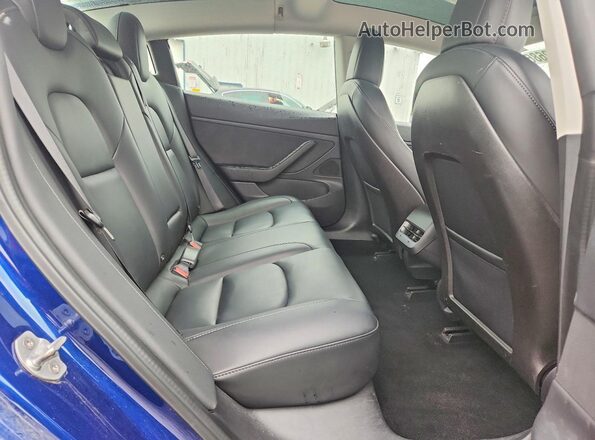 5YJ3E1EB7LF546878 2020 TESLA MODEL Blue Հետևի նստատեղերի տեսք