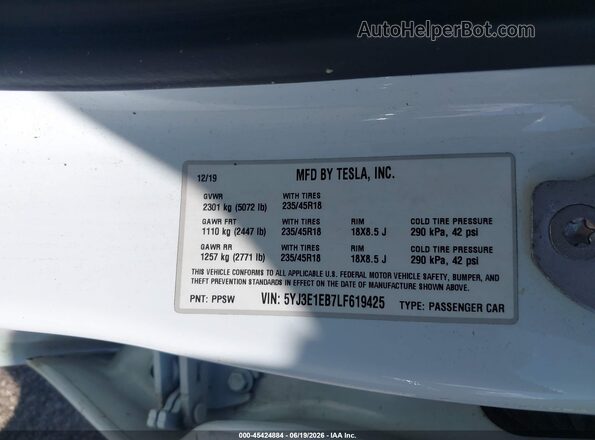 5YJ3E1EB7LF619425 2020 TESLA MODEL 3 White Вид підкапотного простору