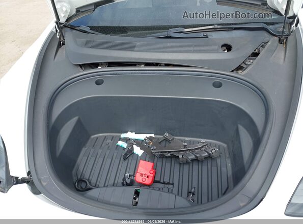 5YJ3E1EB7NF103763 2022 TESLA MODEL 3 White Вид ззаду