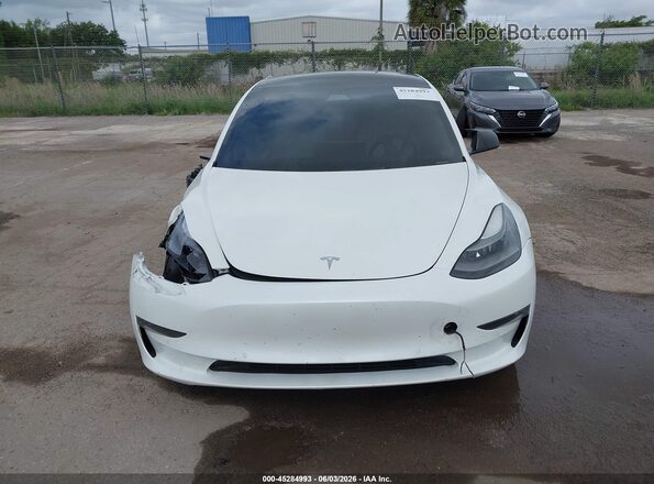 5YJ3E1EB7NF103763 2022 TESLA MODEL 3 White Вид щитка приладів