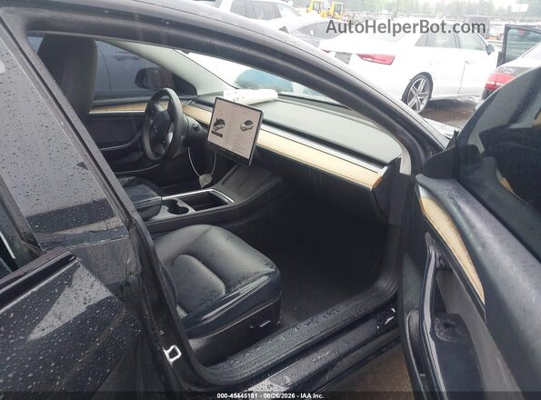 5YJ3E1EB7NF110034 2022 TESLA MODEL 3 Black Вид салону спереду