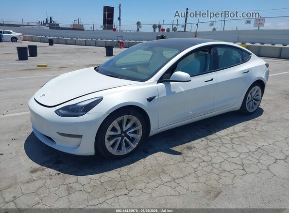 5YJ3E1EB7NF136231 2022 TESLA MODEL 3 Белый Передняя левая четверть
