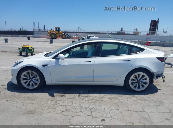 5YJ3E1EB7NF136231 2022 TESLA MODEL 3 Белый 