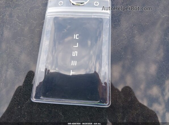 5YJ3E1EB7RF844601 2024 TESLA MODEL 3 Черный Вид панели приборов