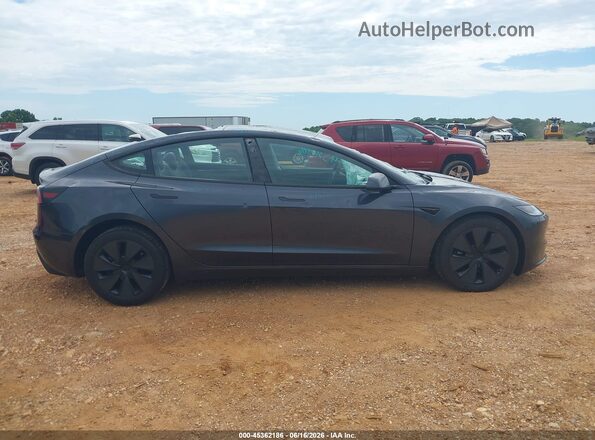 5YJ3E1EB7SF025352 2025 TESLA MODEL 3 Gray Սալոնի հետևի տեսք