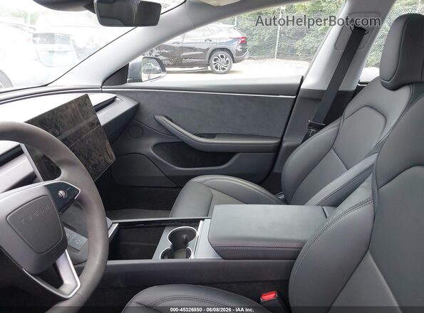 5YJ3E1EB7SF935034 2025 TESLA MODEL 3 Gray Widok wnętrza z przodu