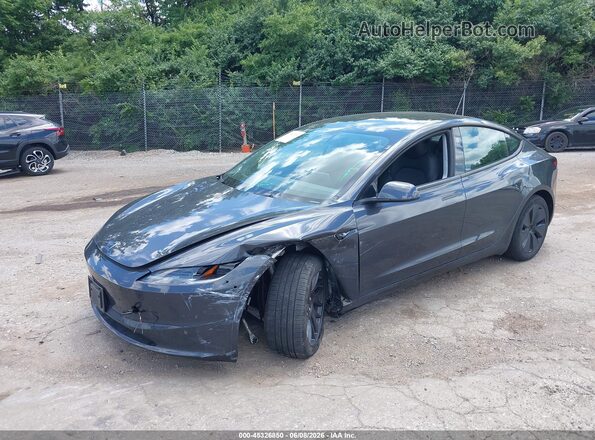 5YJ3E1EB7SF935034 2025 TESLA MODEL 3 Gray Przód lewy