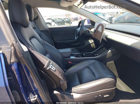 5YJ3E1EB8JF114880 2018 TESLA MODEL 3 Blue Front interior view