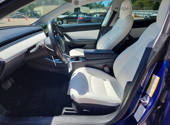 5YJ3E1EB8JF134689 2018 TESLA MODEL Blue Սալոնի դիմացի տեսք