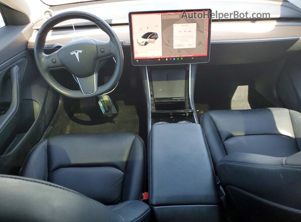 5YJ3E1EB8KF432869 2019 TESLA MODEL Red წინა პანელის ხედი