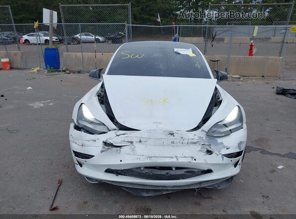 5YJ3E1EB8KF440406 2019 TESLA MODEL 3 White Вид щитка приладів