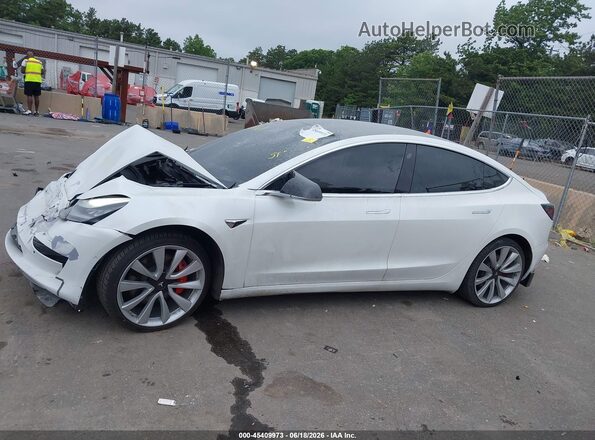 5YJ3E1EB8KF440406 2019 TESLA MODEL 3 White Панорамний вид салону 360°