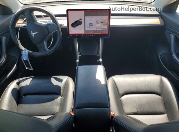 5YJ3E1EB8LF647802 2020 TESLA OTHER Черный Вид панели приборов