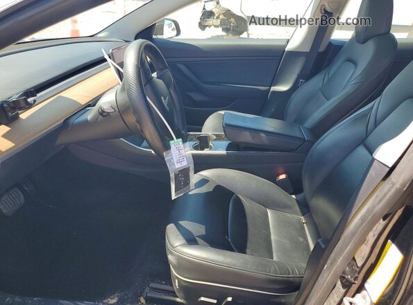5YJ3E1EB8LF647802 2020 TESLA OTHER Черный Вид салона спереди