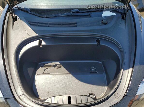5YJ3E1EB8LF734874 2020 TESLA MODEL Black უკანა სალონის ხედი