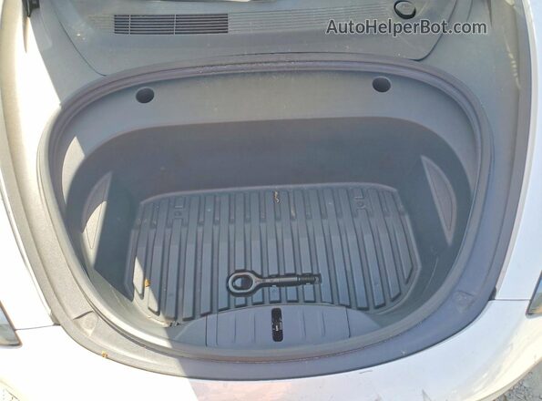 5YJ3E1EB8MF034953 2021 TESLA MODEL White Вид задньої частини салону