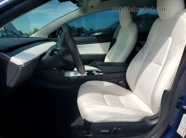 5YJ3E1EB8MF855907 2021 TESLA MODEL Синий Вид салона спереди