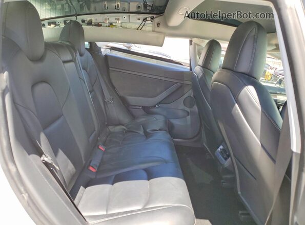 5YJ3E1EB8NF183946 2022 TESLA MODEL White Вид задніх сидінь