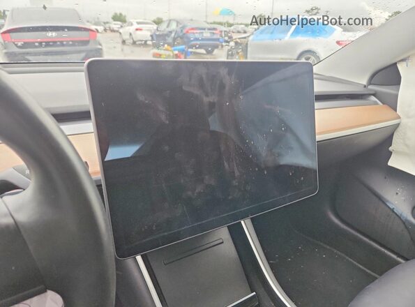 5YJ3E1EB9JF133812 2018 TESLA MODEL Синий Вид щитка приборов