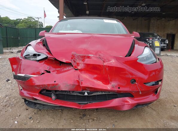5YJ3E1EB9MF060865 2021 TESLA MODEL 3 Красный Вид панели приборов