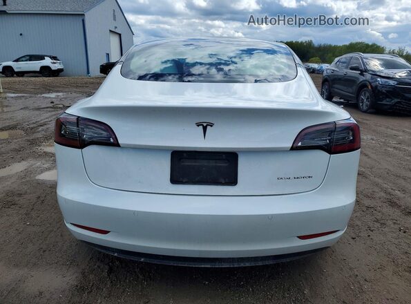 5YJ3E1EB9NF110908 2022 TESLA MODEL White Rear view