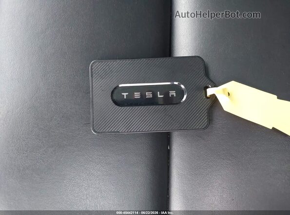 5YJ3E1EBXJF186681 2018 TESLA MODEL 3 Black Հետևի տեսք