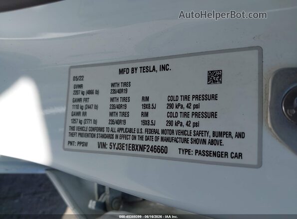 5YJ3E1EBXNF246660 2022 TESLA MODEL 3 White Engine compartment view