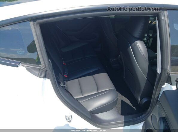 5YJ3E1EBXNF328579 2022 TESLA MODEL 3 White Vista de la etiqueta del VIN