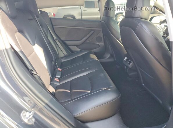 5YJ3E1EBXPF387876 2023 TESLA MODEL Серый Вид задних сидений