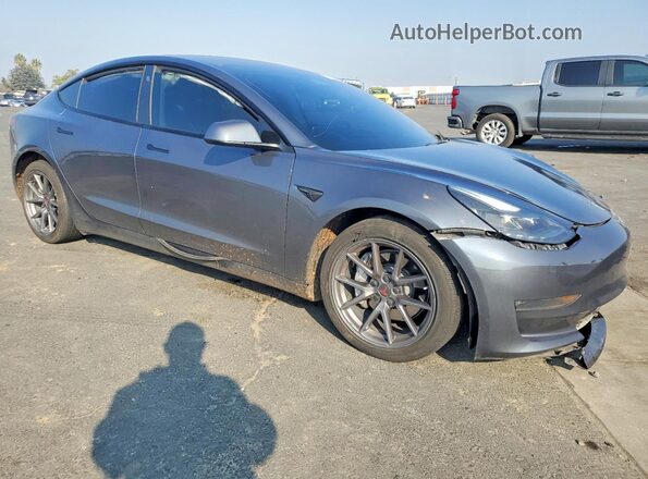 5YJ3E1EBXPF387876 2023 TESLA MODEL Серый Передняя правая четверть