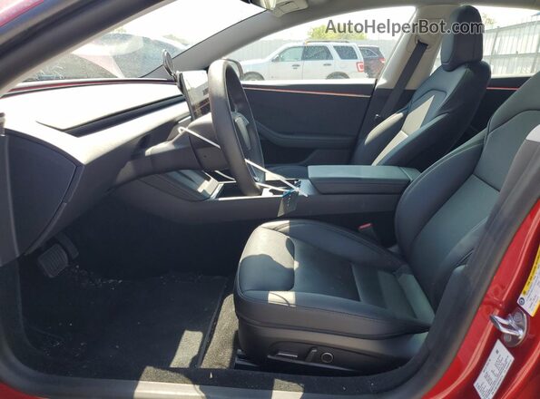 5YJ3E1EBXSF943774 2025 TESLA MODEL Red Սալոնի դիմացի տեսք