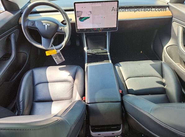5YJ3E1EC2LF627148 2020 TESLA MODEL Серый Вид панели приборов