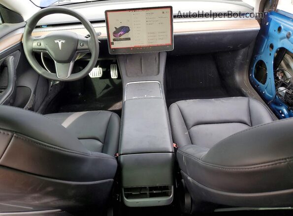 5YJ3E1EC3NF359133 2022 TESLA MODEL Blue Առջևի վահանակի տեսք