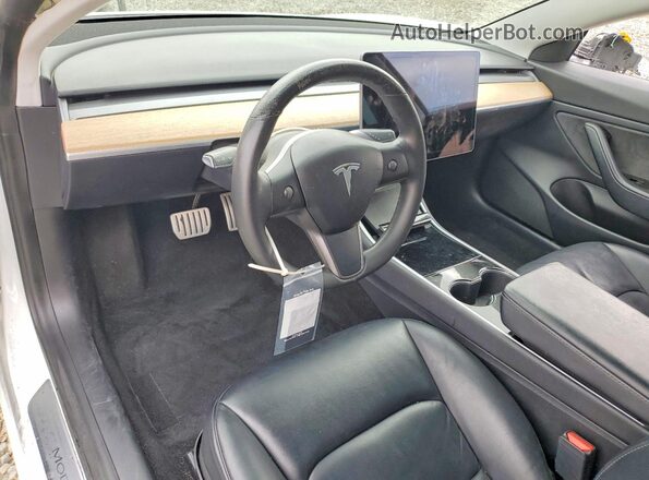5YJ3E1EC8LF719476 2020 TESLA MODEL White Widok deski rozdzielczej