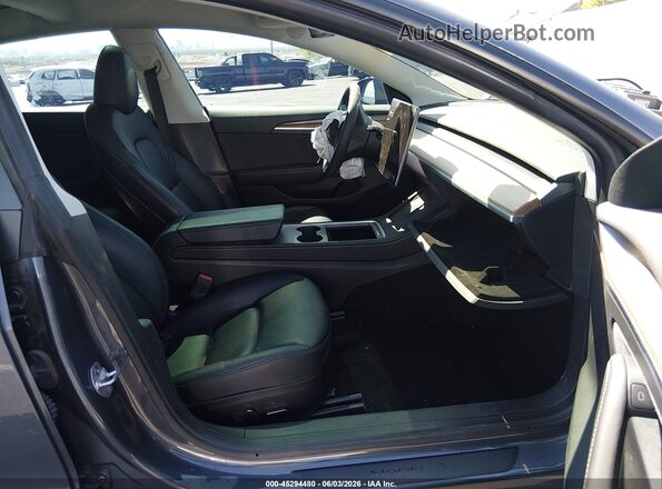 5YJ3E1EC8PF503133 2023 TESLA MODEL 3 Gray Vista interior delantera