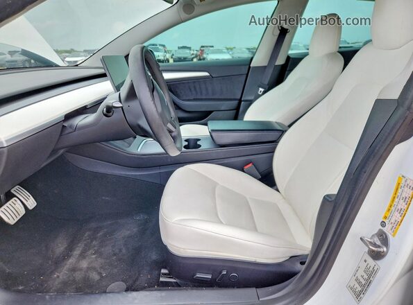 5YJ3E1ECXMF030816 2021 TESLA MODEL White 
