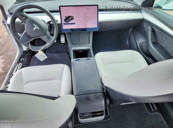 5YJ3E1ECXMF044635 2021 TESLA MODEL White Առջևի վահանակի տեսք