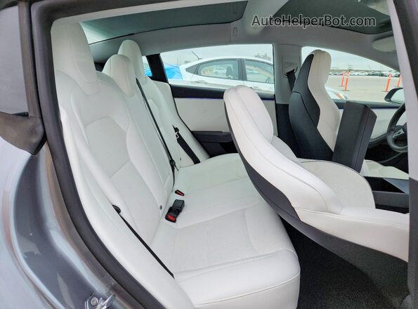5YJ3E1ET5SF934540 2025 TESLA MODEL Silver Вид задніх сидінь
