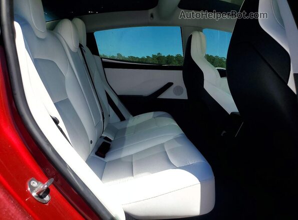 5YJ3E1ET8RF796972 2024 TESLA MODEL Red Вид задніх сидінь