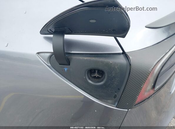 5YJ3E1ET8RF862713 2024 TESLA MODEL 3 Gray 