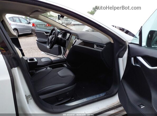 5YJSA1E13GF159488 2016 TESLA MODEL S White Front interior view